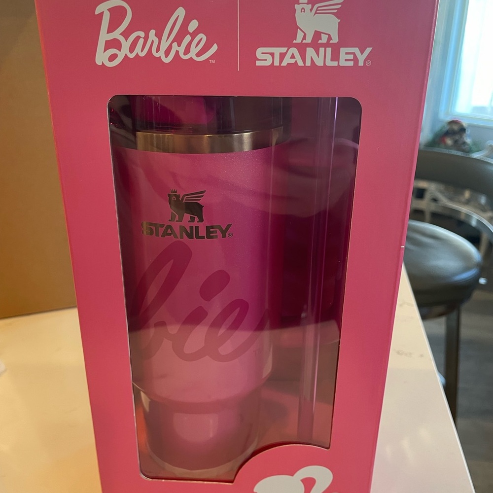 Stanley Barbie Hot Pink Quencher Tumbler 40 oz